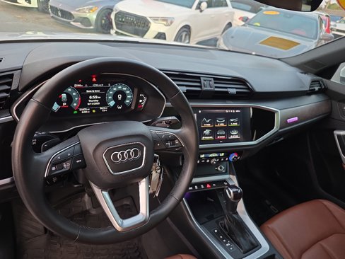 Used 2022 Audi Q3 2.0T Premium Plus image 35