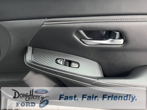 Used 2023 Nissan Sentra SV image 35
