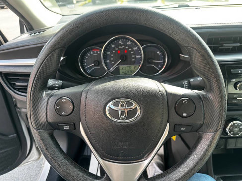 Used 2015 Toyota Corolla L image 14