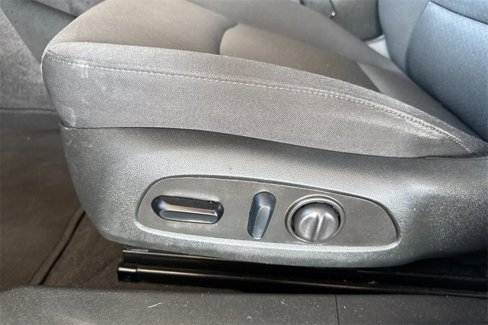 Used 2023 Chevrolet Malibu LT image 17