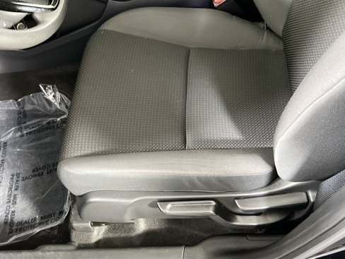 Used 2022 Honda HR-V LX image 18