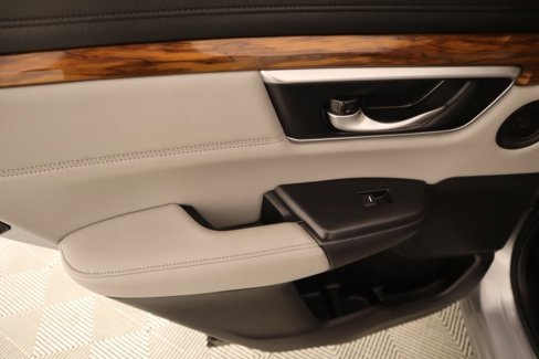 Used 2021 Honda CR-V Touring image 17
