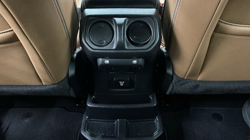 Used 2023 Jeep Wrangler Unlimited Sahara w/ Cold Weather Group image 33