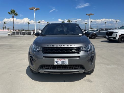 Used 2019 Land Rover Discovery Sport SE image 6