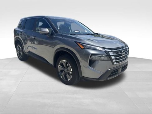 Used 2024 Nissan Rogue SV image 5