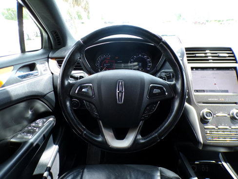 Used 2019 Lincoln MKC Reserve w/ MKC Technology Package image 11