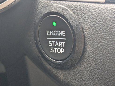 Used 2022 Ford Escape SE w/ Convenience Package image 32