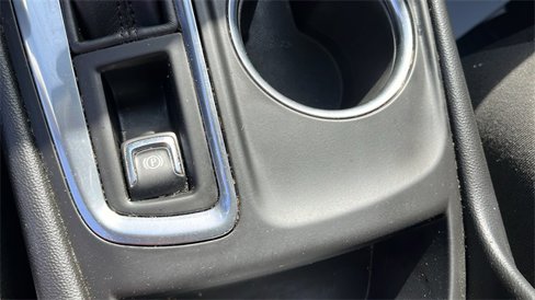 Used 2018 Chevrolet Equinox LT w/ Sun & Infotainment Package image 30