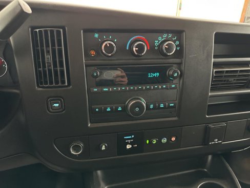 Used 2023 GMC Savana 2500 Extended w/ Driver Convenience Package image 23