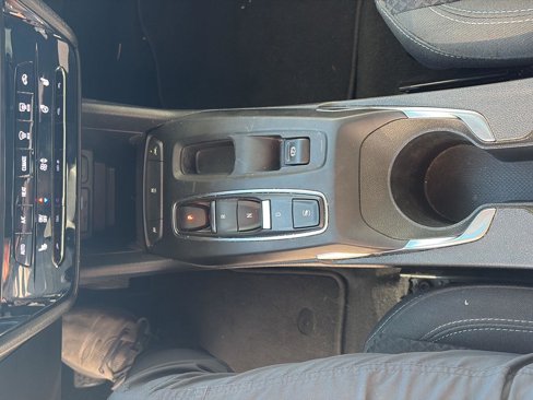 Used 2022 Chevrolet Bolt LT image 17