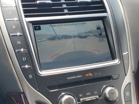 Used 2017 Lincoln MKX Black Label w/ Driver Assistance Package image 17