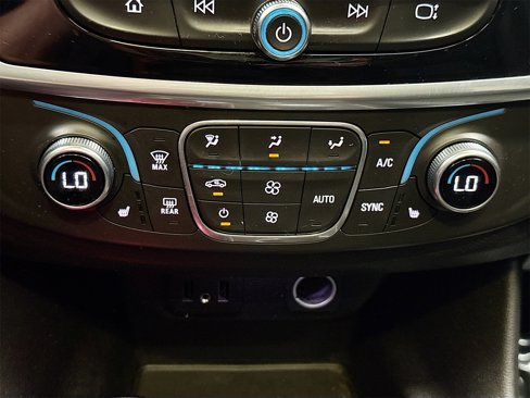 Used 2019 Chevrolet Traverse RS w/ LPO, Floor Liner Package image 16