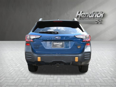 Used 2022 Subaru Outback Wilderness w/ Wilderness Package image 8