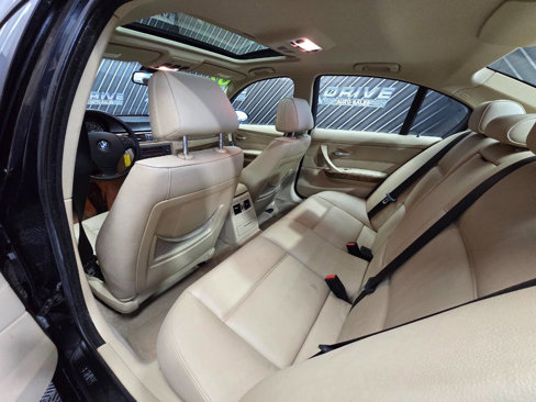 Used 2007 BMW 335xi Sedan image 27
