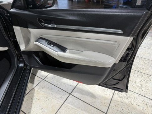 Used 2019 Nissan Altima 2.5 SL image 24