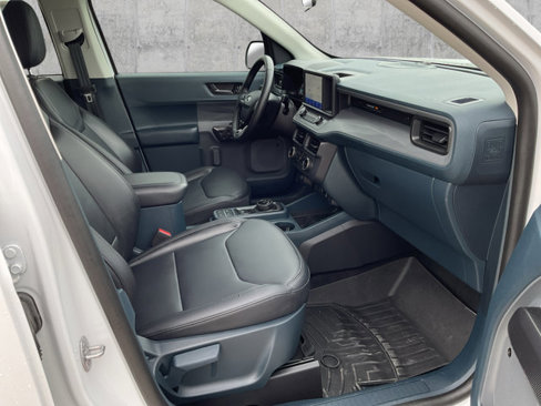 Certified 2024 Ford Maverick Lariat w/ Black Appearance Package image 5