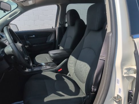 Used 2015 Chevrolet Traverse LT w/ Style and Technology Package image 15