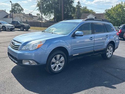 Used 2012 Subaru Outback 2.5i Premium w/ All-Weather Pkg image 3