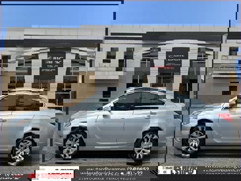 Used 2013 Buick Regal Premium image 2