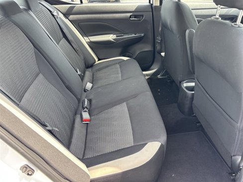 Used 2020 Nissan Versa SV image 18