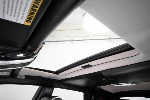 Used 2013 Rolls-Royce Phantom Sedan image 42
