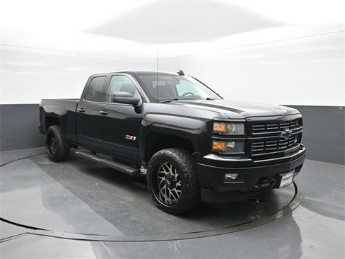Used 2015 Chevrolet Silverado 1500 LT w/ Midnight Edition image 22