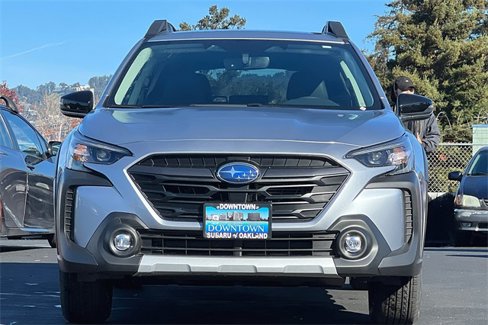 Used 2024 Subaru Outback Limited image 3