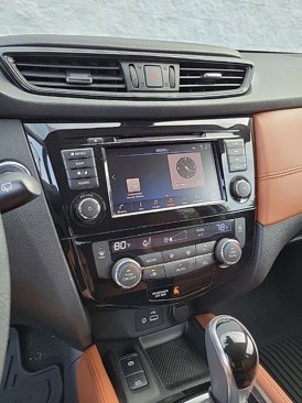 Used 2019 Nissan Rogue SL w/ Premium Package image 23