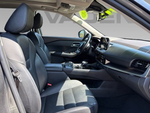 Used 2021 Nissan Rogue SL w/ Premium Package image 7