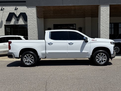 Used 2020 Chevrolet Silverado 1500 LTZ image 12