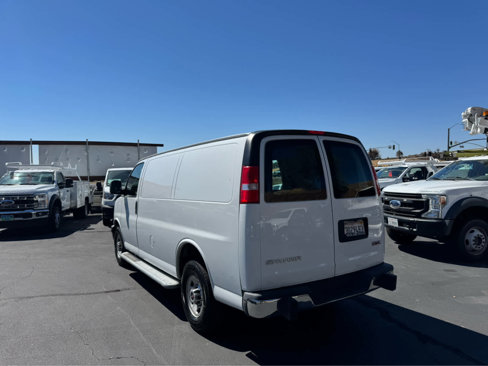Used 2019 GMC Savana 2500 w/ Driver Convenience Package image 7
