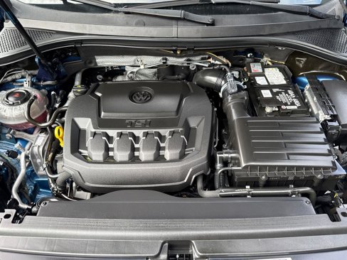 Used 2018 Volkswagen Tiguan SEL image 14
