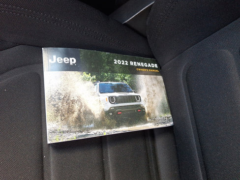 Used 2022 Jeep Renegade Latitude w/ Convenience Group image 26