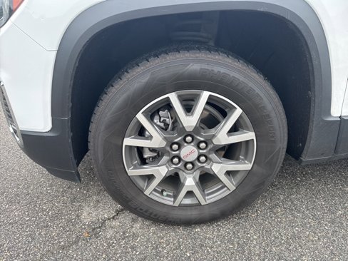 Used 2021 GMC Acadia SLE w/ Driver Convenience Package image 9