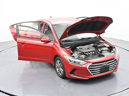 Used 2018 Hyundai Elantra SEL image 38