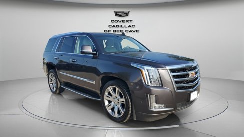 Used 2017 Cadillac Escalade Luxury image 1