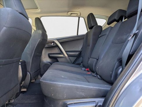 Used 2017 Toyota RAV4 XLE image 19