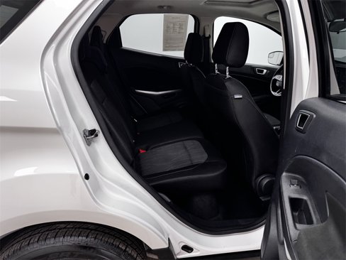 Used 2018 Ford EcoSport SE image 14