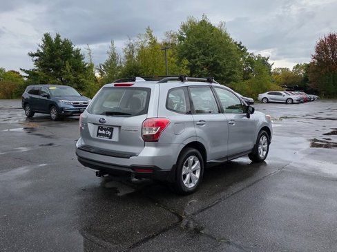 Used 2016 Subaru Forester 2.5i w/ Alloy Wheel Package image 8