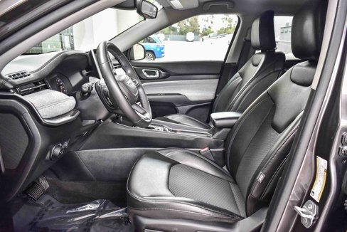 Used 2022 Jeep Compass Latitude image 17