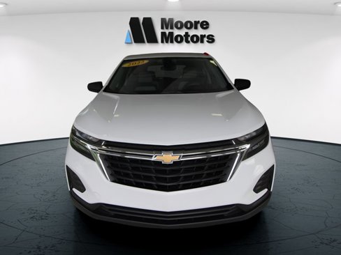 Used 2022 Chevrolet Equinox LS w/ LPO, Floor Liner Package image 8