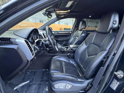 Used 2016 Porsche Cayenne image 14
