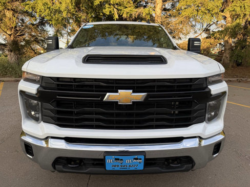 Used 2024 Chevrolet Silverado 2500 W/T w/ WT Convenience Package image 2