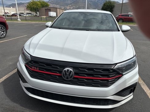 Used 2020 Volkswagen Jetta GLI image 2