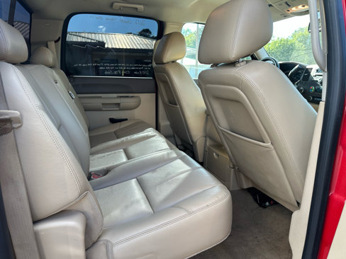 Used 2012 Chevrolet Silverado 2500 LT w/ Interior Plus Package image 17