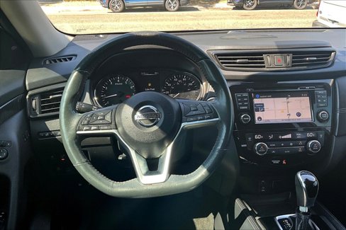 Used 2017 Nissan Rogue SL w/ SL Premium Package image 5