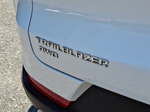 Certified 2022 Chevrolet TrailBlazer LT w/ Convenience Package image 24