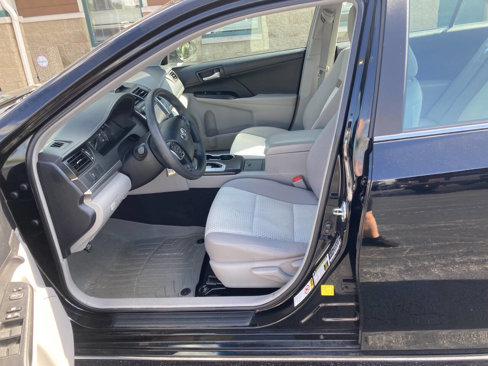 Used 2013 Toyota Camry LE image 10