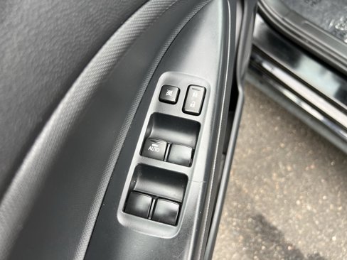 Used 2024 Mitsubishi Mirage image 11