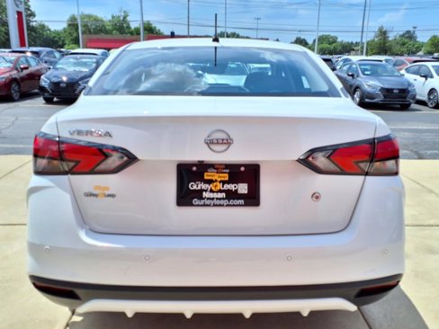New 2025 Nissan Versa S w/ Trunk Package image 8